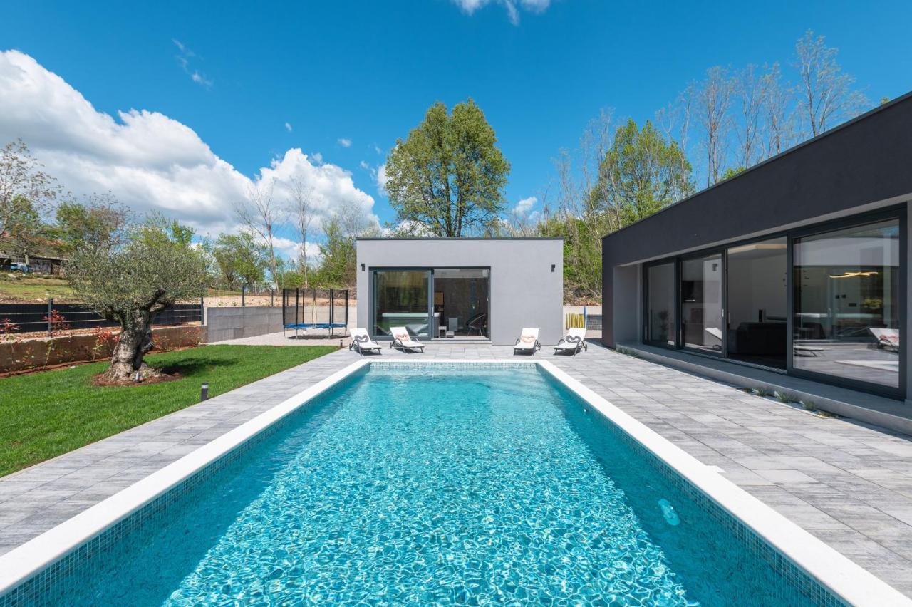 Green Luxury II With Heated Pool, Jacuzzi & Sauna Ruzici  Exterior foto